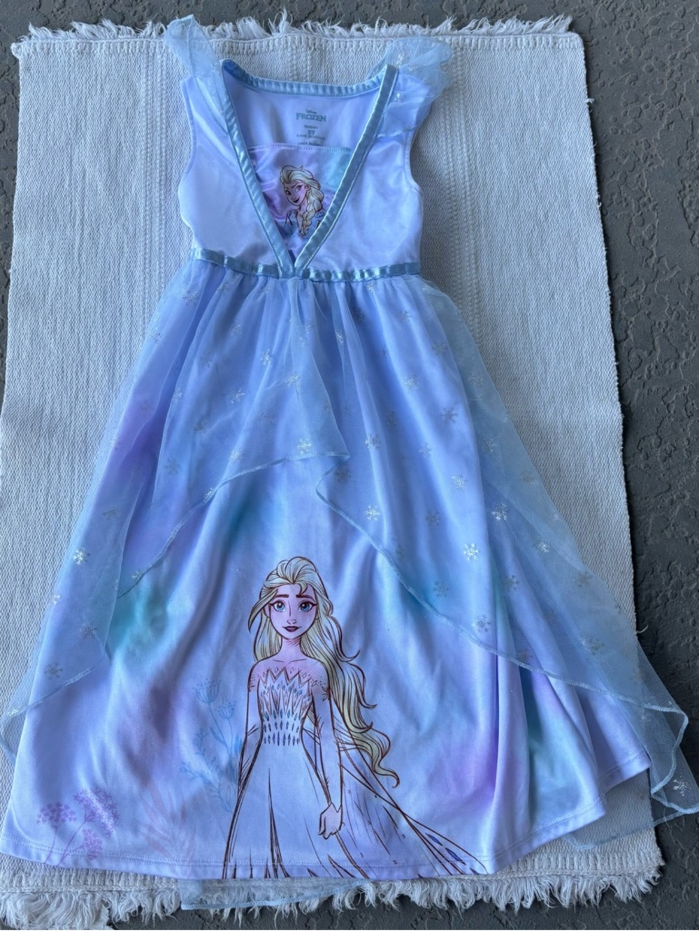 Disney Frozen Queen Elsa toddler girl's fantasy nightgown size 5t